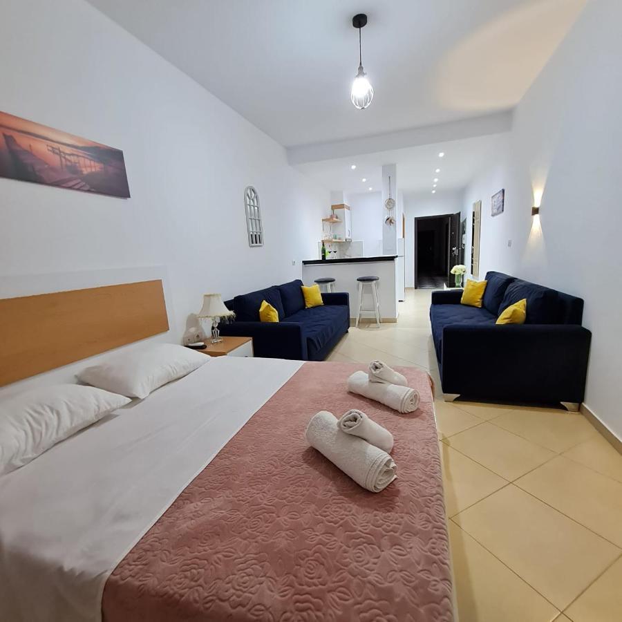 Studio By The Beach - Vlorë Екстериор снимка