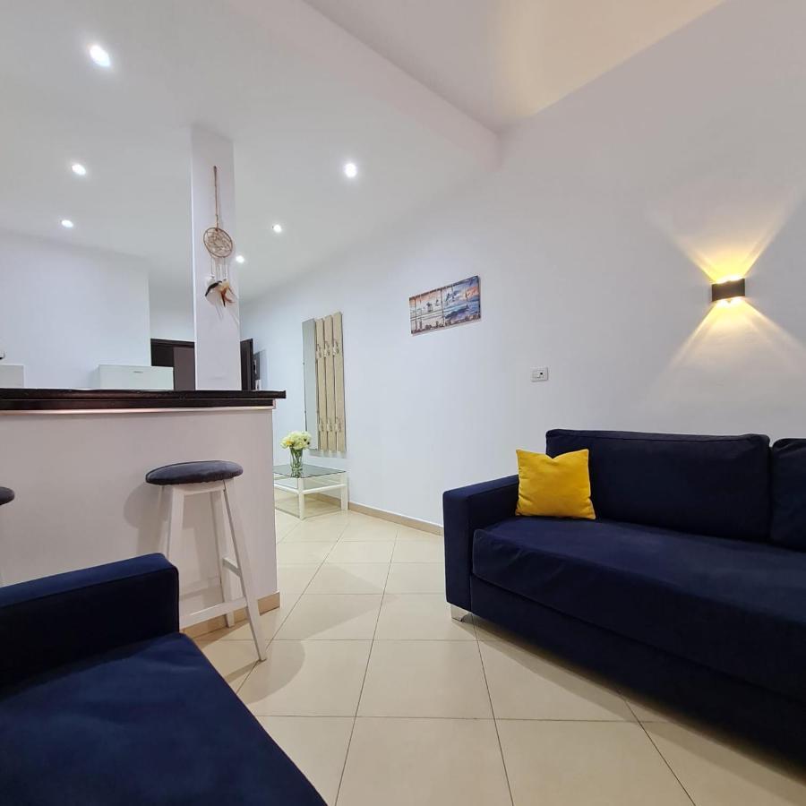 Studio By The Beach - Vlorë Екстериор снимка