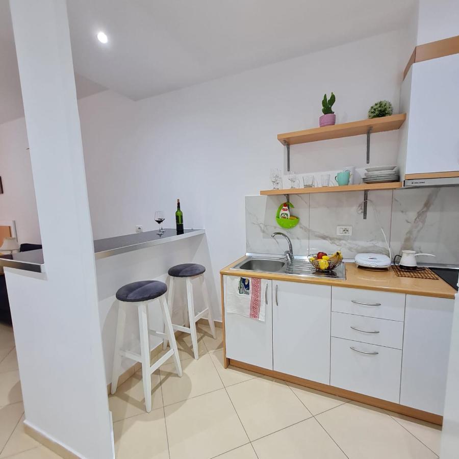 Studio By The Beach - Vlorë Екстериор снимка