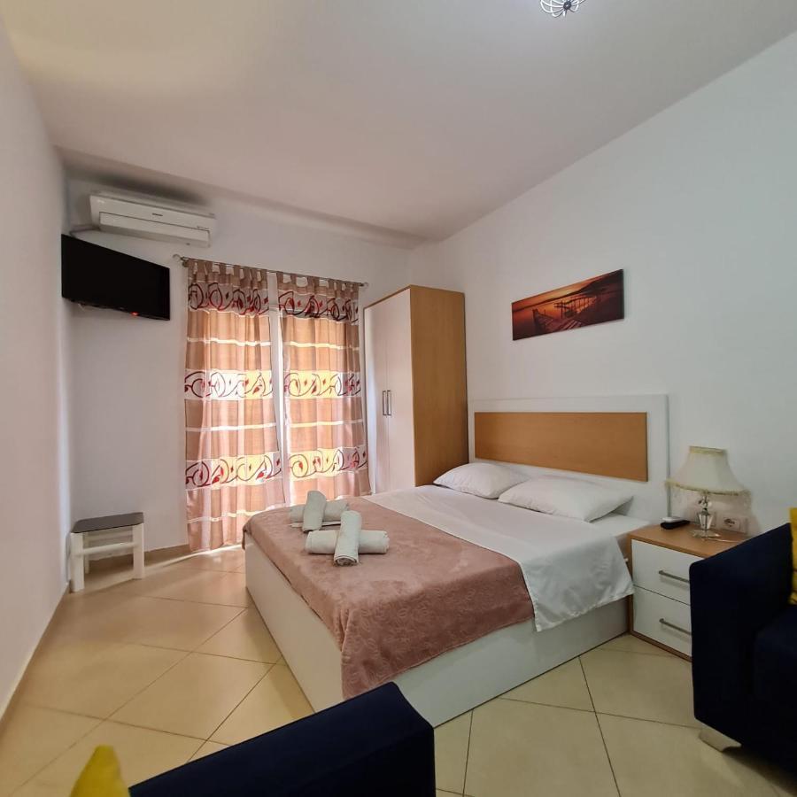 Studio By The Beach - Vlorë Екстериор снимка