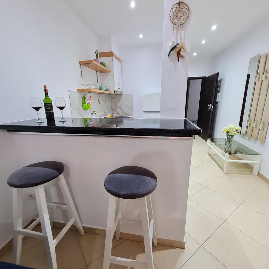 Studio By The Beach - Vlorë Екстериор снимка
