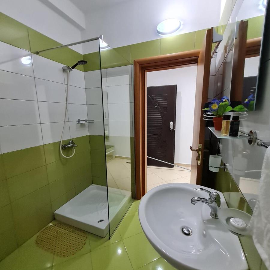 Studio By The Beach - Vlorë Екстериор снимка